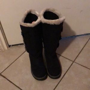 Boots with fur